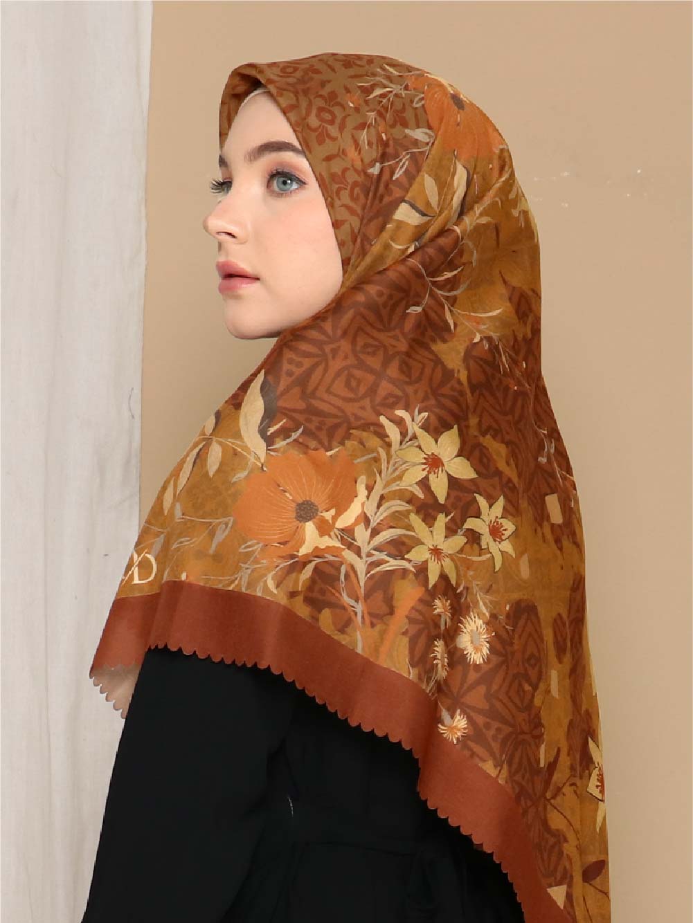 Scarf Yesha