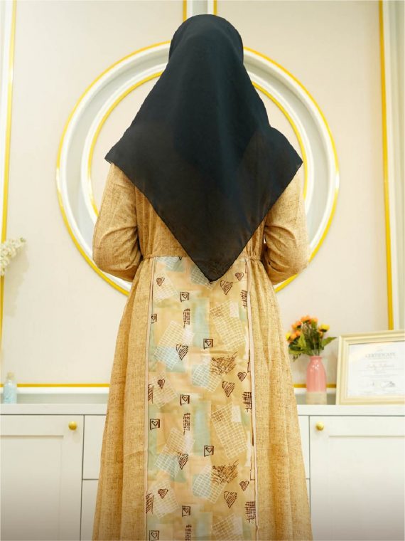 Gamis Only Panel Dengan List Motif Bunga (Cream) - Gambar 3