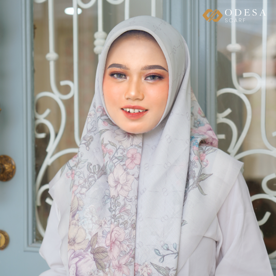 DAVINA series 115 x 115 ( Broken White )